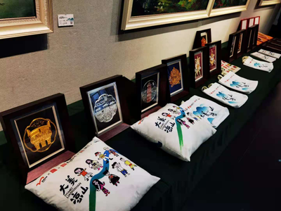 展現(xiàn)扶貧風(fēng)采！大美涼山扶貧采風(fēng)成果展在桂城美術(shù)館免費展出